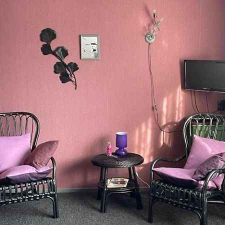Bed And Breakfast Devijfbees Barendrecht Bagian luar foto